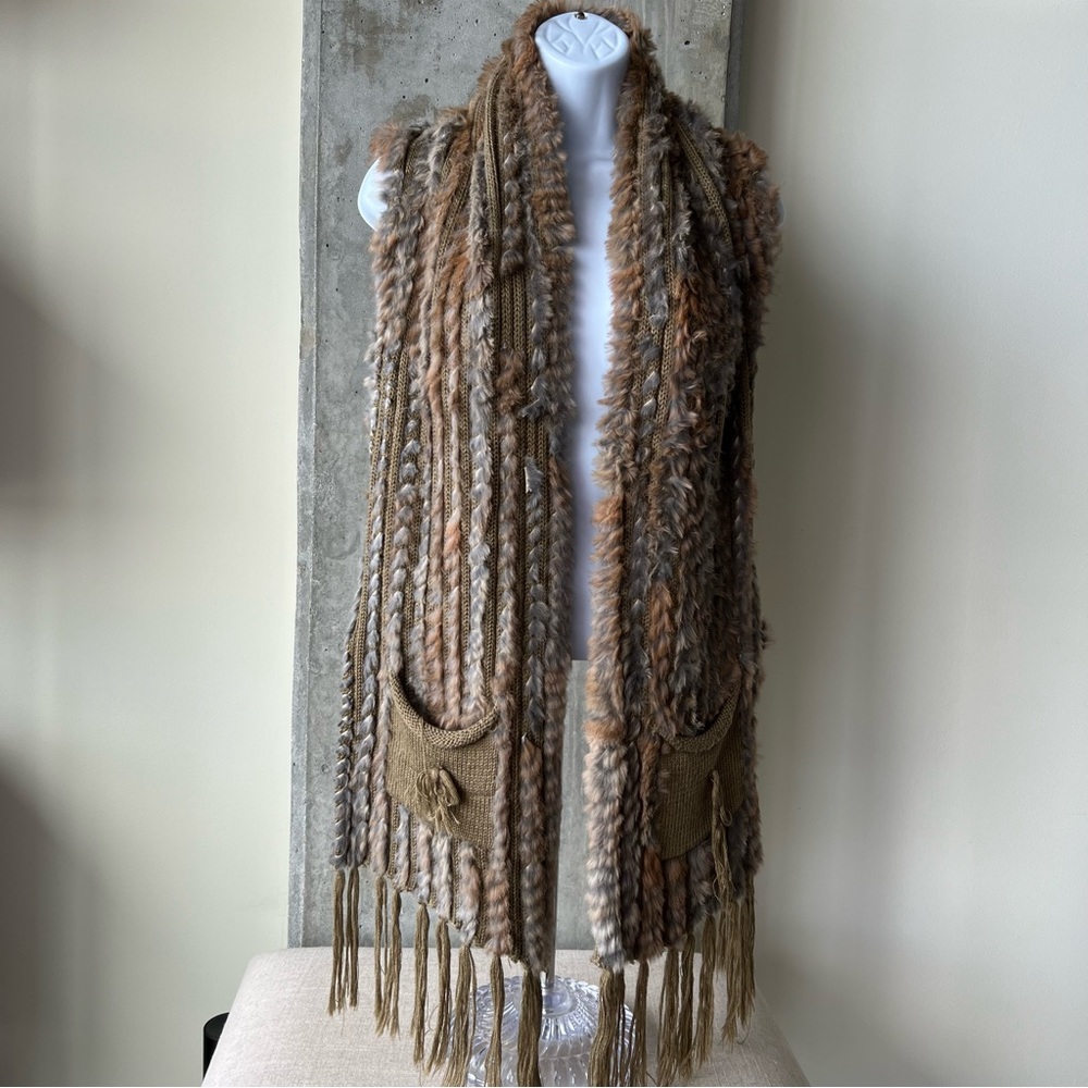 Belle Fare - rabbit fur & knit sweater vest with pockets